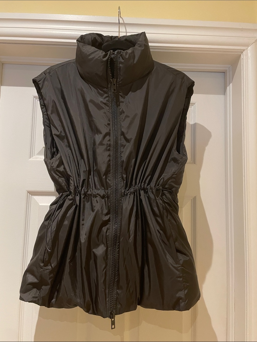 Weekday Black Puffer Vest with Drawstring Waist Minimalist Scandi Transitional S